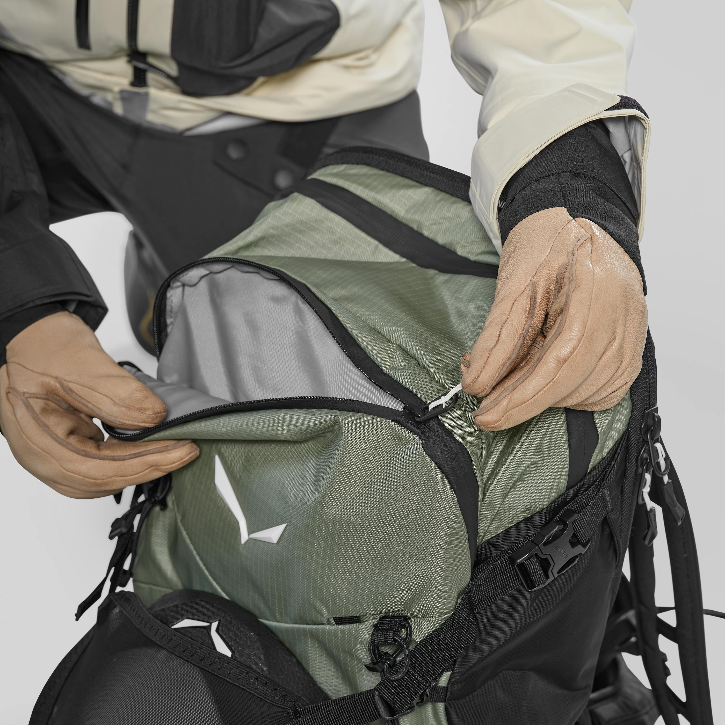 Mochila Sella Tour 30L para Mujer